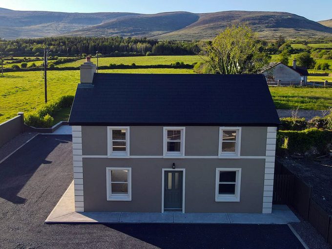 3 Bed Detached House, Castledrum, Castlemaine, Co. Kerry, V93X9Y9