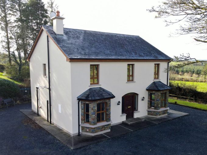 4 Bed Detached House, Glencollins Upper, Ballydesmond, Co. Cork, P51P6D9